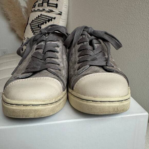 UGG Gray Suede Taya Sherpa Lined Low Top Sneakers Size 8 Fall/Winter - Picture 4 of 10